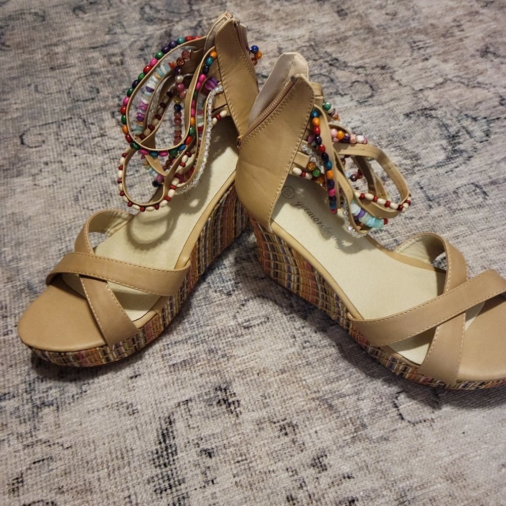 Sandal